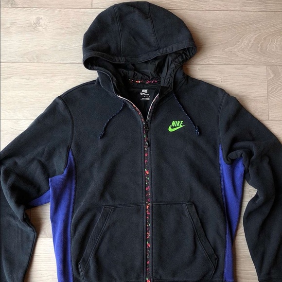 Jacket - Picture 1 of 3